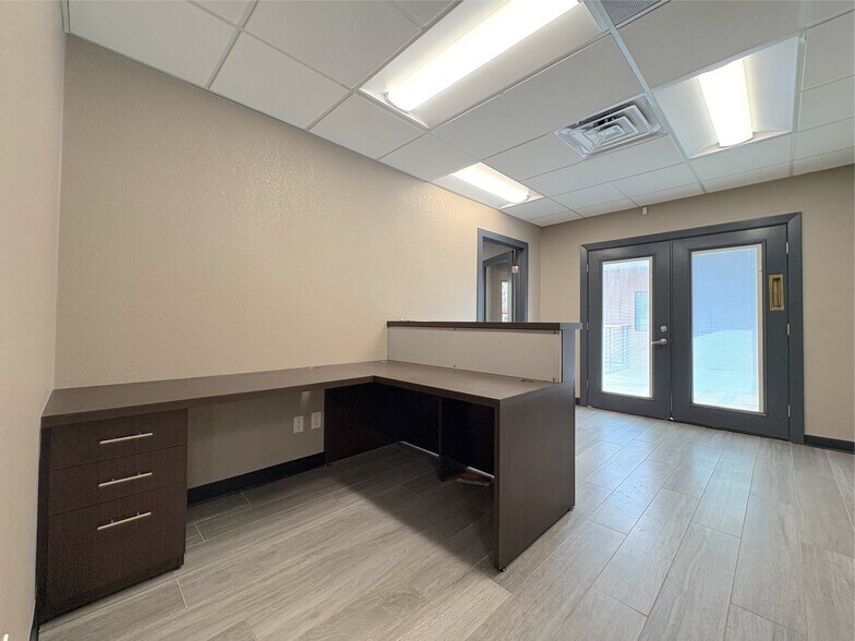 More Photos Of 5229 N 7th Ave, Phoenix Office For Sale