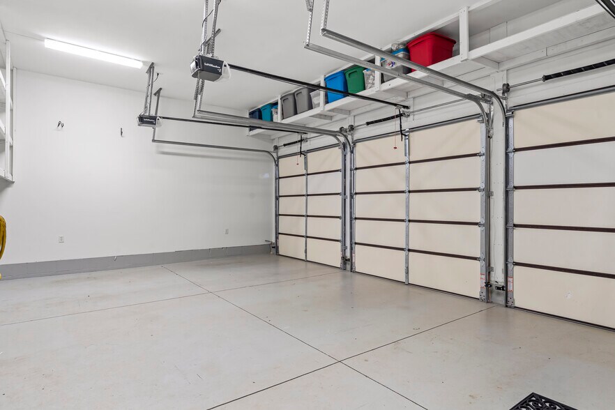 More Photos Of 220 Fincher Rd, Pauline Lodge Meeting Hall For Sale