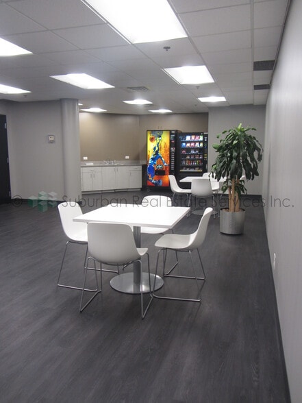 More Photos Of 1717 N Naper Blvd, Naperville Office For Sale