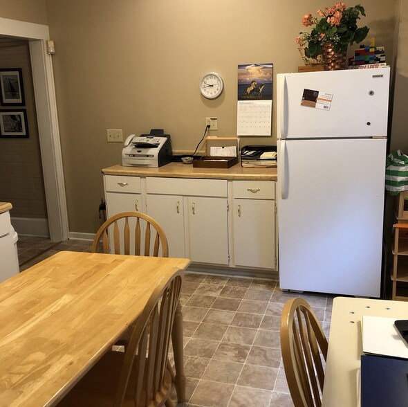 More Photos Of 7313 College St, Irmo Office For Sale