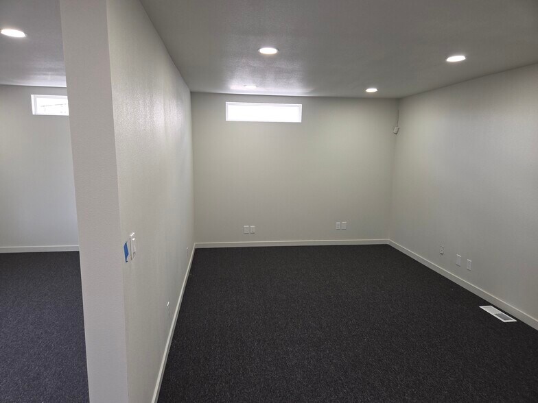 More Photos Of 15455 SE 94th Ave, Happy Valley Office For Lease