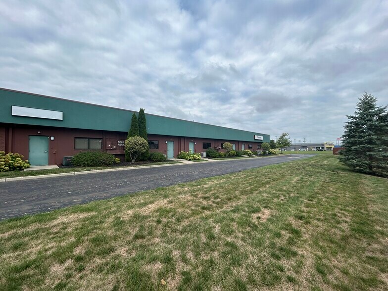 More Photos Of 96 Integrity Dr, Hebron Medical For Lease