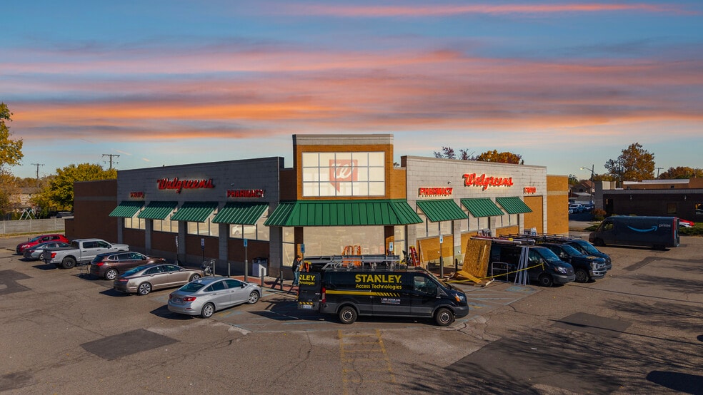 Primary Photo Of 25700 Ford Rd, Dearborn Heights Drugstore For Sale