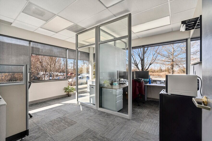 More Photos Of 200 Mineral Springs Rd, Rockaway Medical For Sale