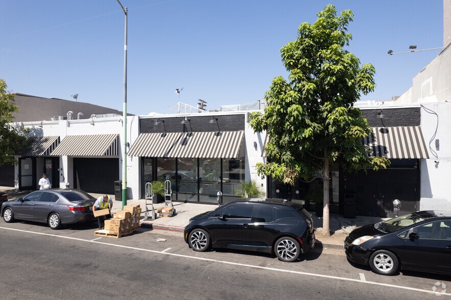 More Photos Of 615 N Western Ave, Los Angeles Storefront For Lease