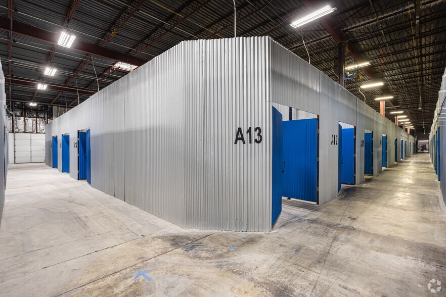 More Photos Of 3341 75th Ave, Landover Warehouse For Lease