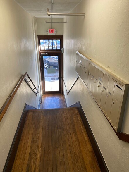 More Photos Of 122 N Avondale Rd, Avondale Estates Loft Creative Space For Lease