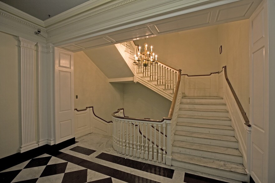 More Photos Of 1500 Sansom St, Philadelphia Office For Lease