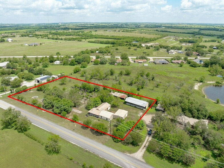 More Photos Of 3220 Farm-To-Market 2086, Temple Distribution For Lease