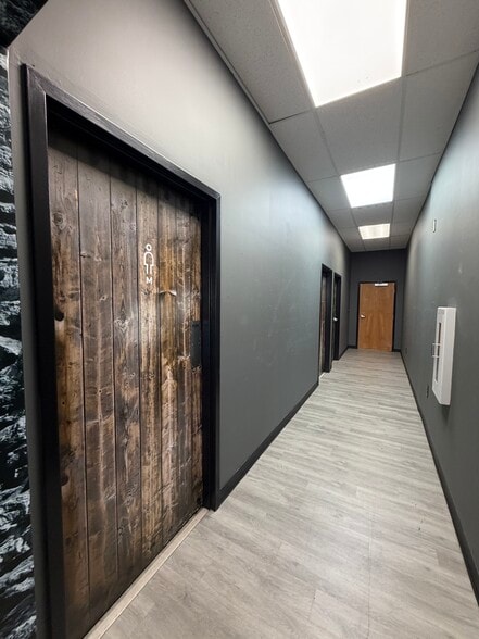 More Photos Of 139 New Hope Rd, Lawrenceville Warehouse For Sale