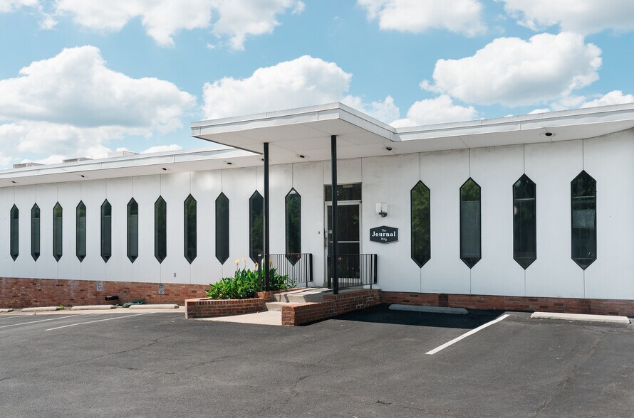 Primary Photo Of 6819 Elm St, McLean Office For Lease