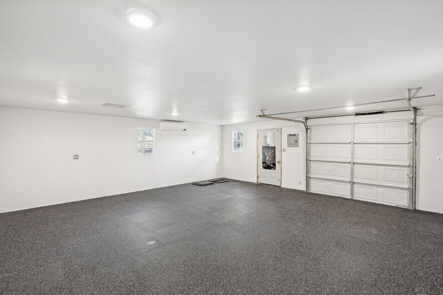 More Photos Of 1031 Talley Rd, San Antonio Office For Sale