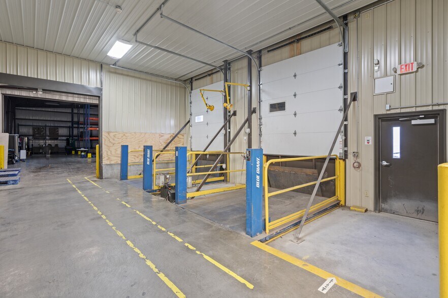 More Photos Of 108 Stallcup Dr, Sikeston General Retail For Sale