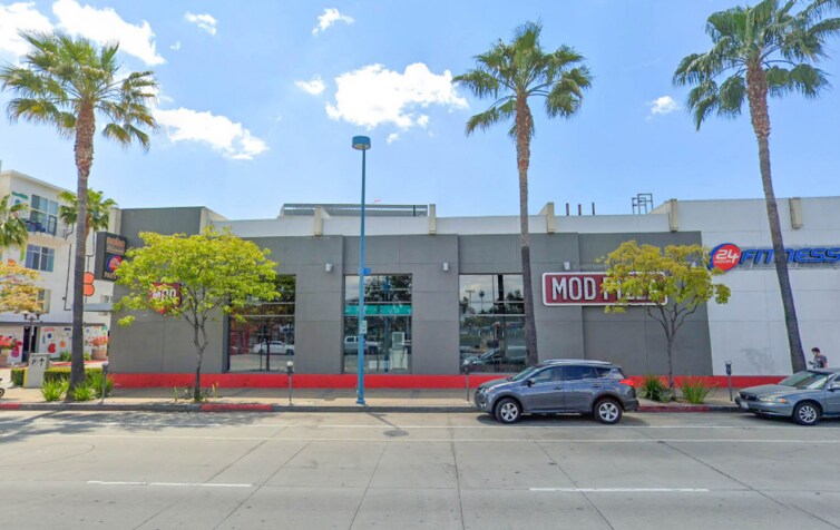 More Photos Of Lankershim Blvd @ SEC Lankershim Blvd & Chandler Blvd, North Hollywood Unknown For Lease