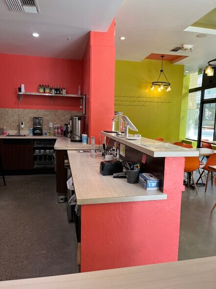 More Photos Of 425 NW 10th Ave, Portland Office For Lease