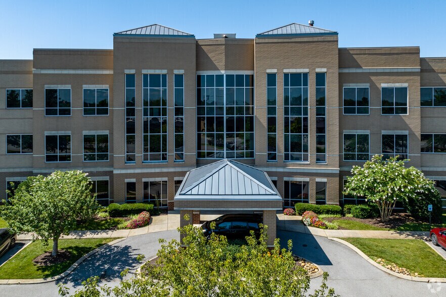 More Photos Of 100 Physicians Way, Lebanon Office For Lease