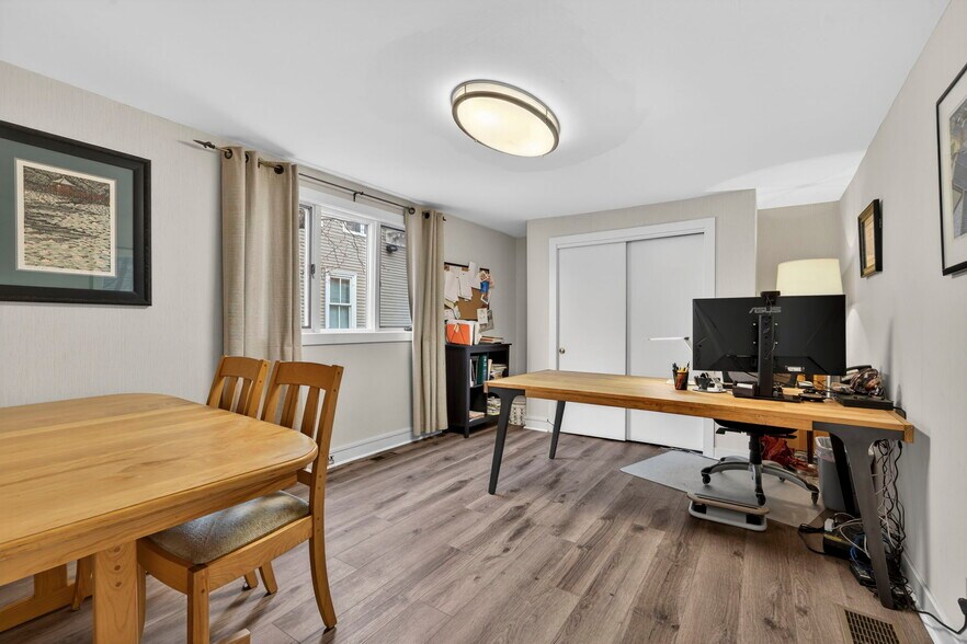 More Photos Of 35 E Pearl St, Nashua Office For Sale