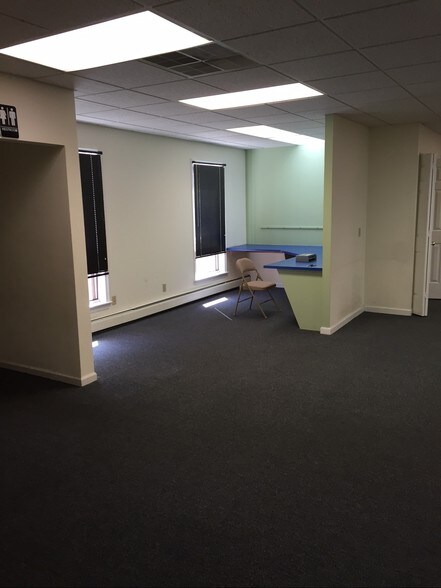 More Photos Of 349 York Rd, Willow Grove Medical For Lease