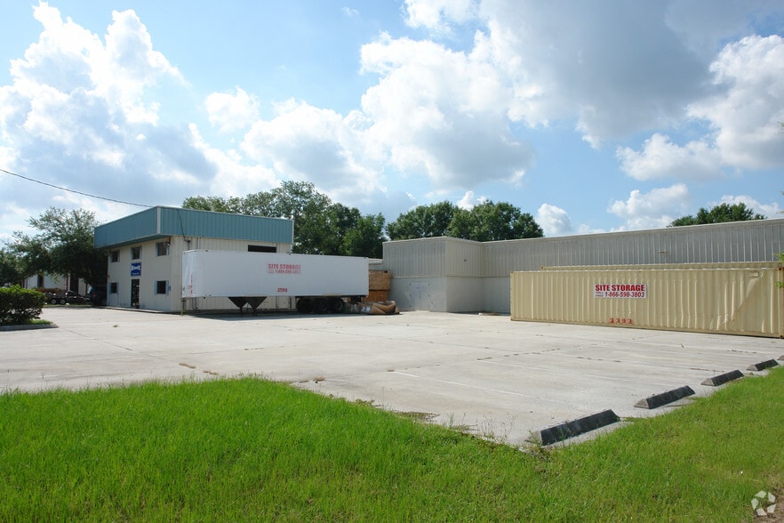 More Photos Of 109 Commerce Way, Sanford Warehouse For Sale