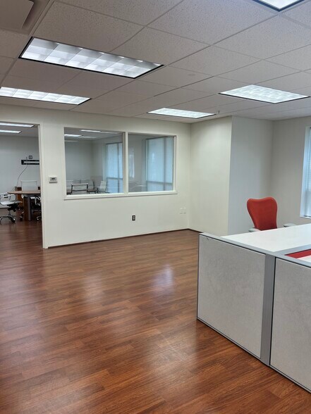 More Photos Of 55 N Gilbert St, Tinton Falls Medical For Lease