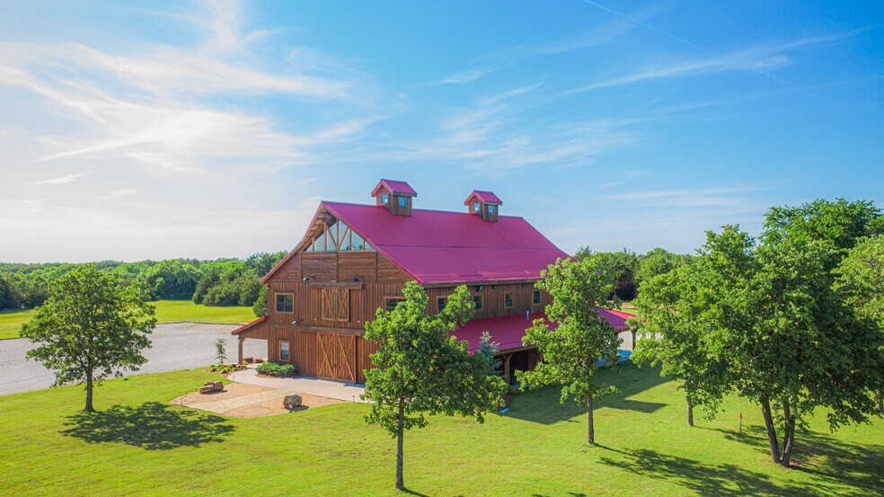 More Photos Of 347599 E 5400 Rd, Glencoe Lodge Meeting Hall For Sale