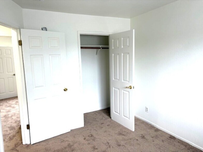 More Photos Of 188 Laurel Ave, Hayward Apartments For Sale