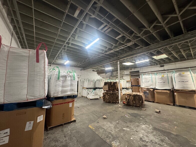 More Photos Of 3600 E 45th Ave, Denver Manufacturing For Sale