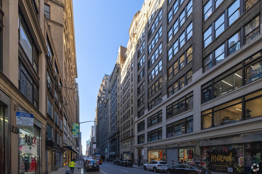 Primary Photo Of 237 W 37th St, New York Office For Lease