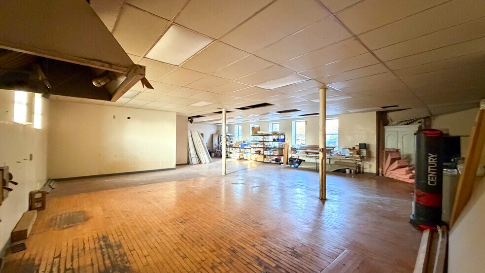 More Photos Of 24 E University Ave, Cincinnati Apartments For Sale
