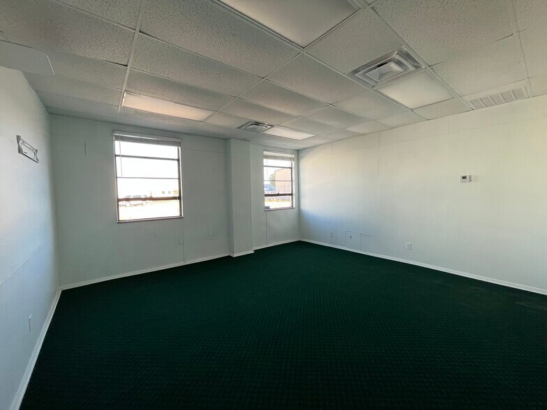 More Photos Of 24 NE 46th St, Oklahoma City Manufacturing For Lease