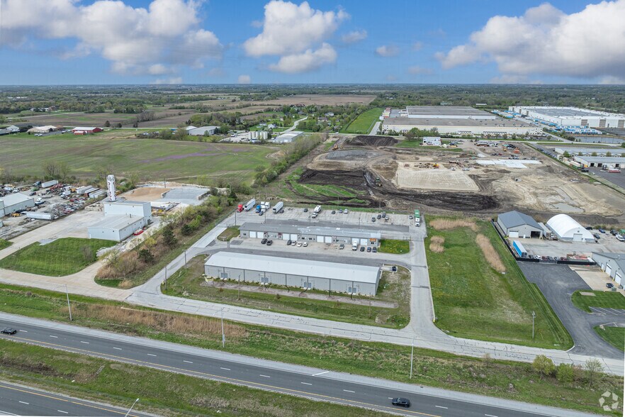 More Photos Of 25836-25858 S Sunset Dr, Monee Warehouse For Lease