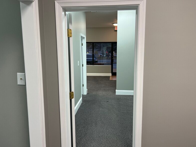 More Photos Of 4496-4516 John Tyler Memorial Hwy, Williamsburg Unknown For Lease