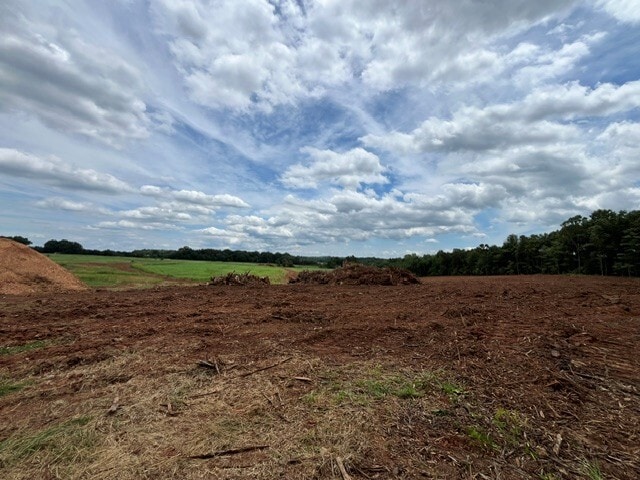 More Photos Of 1801 W Maiden Rd, Maiden Land For Sale