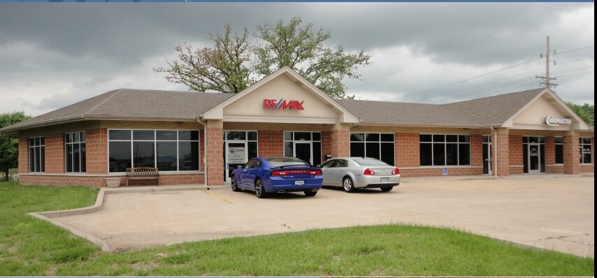 More Photos Of 1804-1816 W Pearce Blvd, Wentzville Office For Sale