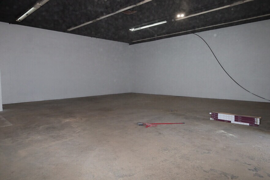More Photos Of 6071 Branch Hill Guinea Rd, Milford Warehouse For Lease