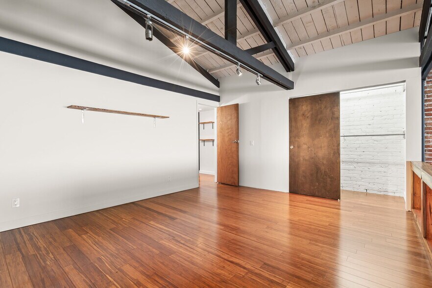 More Photos Of 865 Post St, San Francisco Storefront For Lease