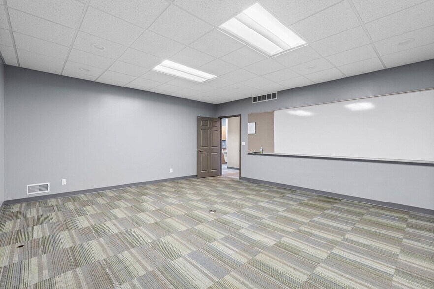 More Photos Of 1450 E Ridge Rd, Rochester Freestanding For Sale