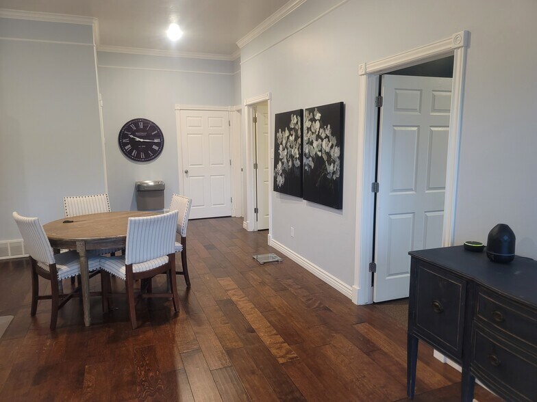 More Photos Of 579 W Center St, Pleasant Grove Medical For Lease