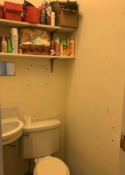 More Photos Of 9174 Pleasant Hill Dr, Hemingway Office For Sale