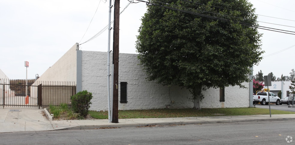 More Photos Of 2320 Central Ave, Duarte Warehouse For Lease