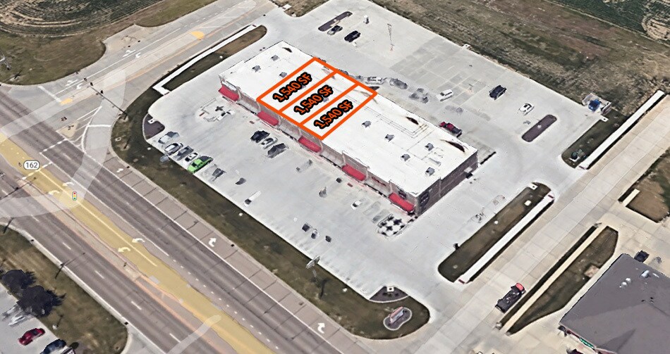 More Photos Of 635-653 Edwardsville, Troy General Retail For Lease