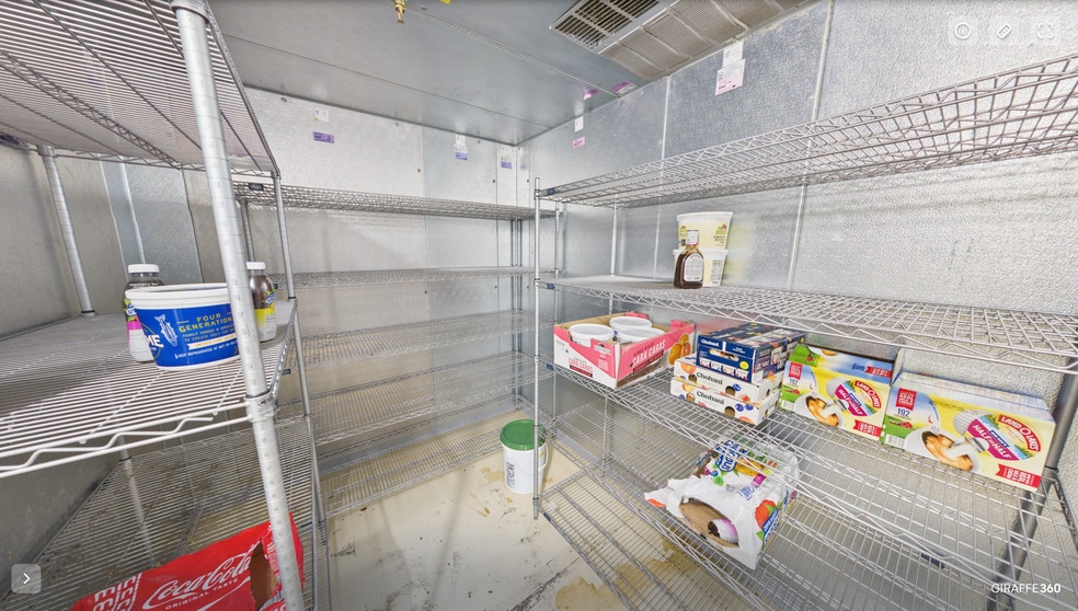 More Photos Of 80 Leuning St, South Hackensack Warehouse For Lease