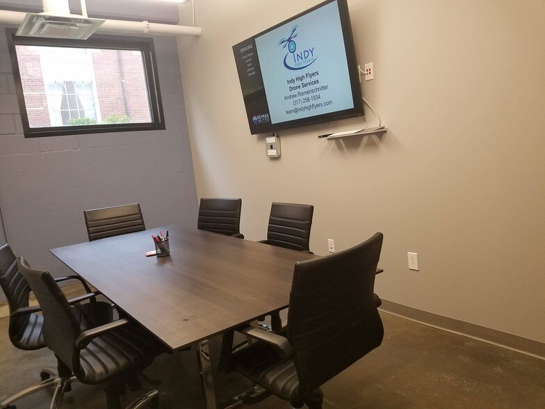 More Photos Of 615 Ferry St, Lafayette Office Residential For Lease