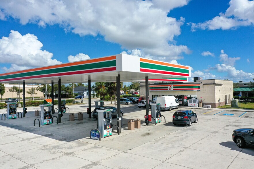 More Photos Of 1021 Santa Barbara Blvd, Cape Coral Convenience Store For Sale