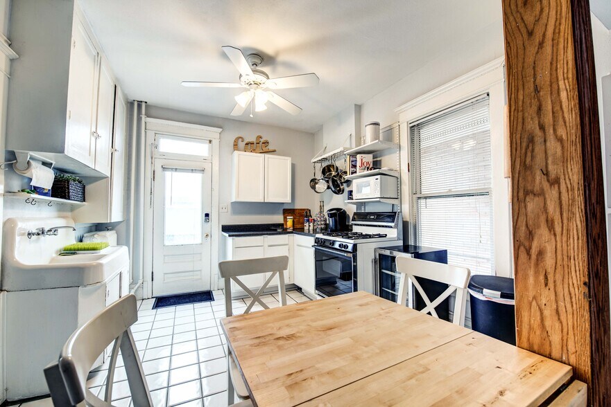 More Photos Of 1225 N Clarkson St, Denver Apartments For Sale