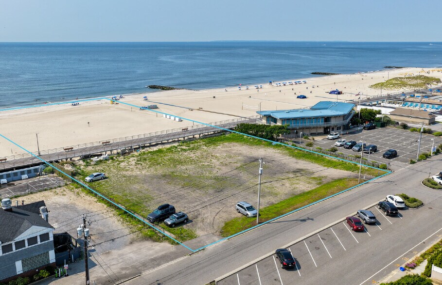 More Photos Of , Atlantic Beach Unknown For Sale