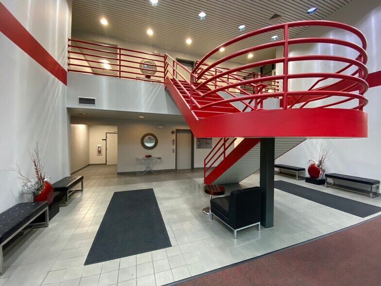 More Photos Of 4 Lemoyne Dr, Lemoyne Medical For Lease