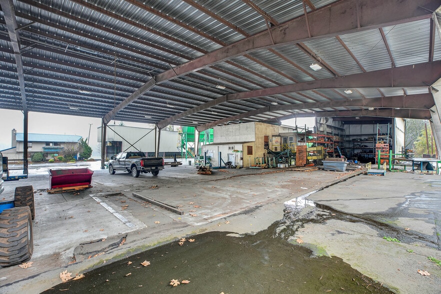 More Photos Of 18637 SE Evergreen Hwy, Vancouver Warehouse For Sale