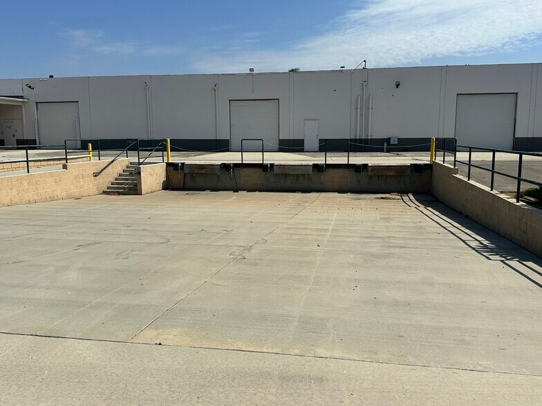 More Photos Of 8228 Whittier Blvd, Pico Rivera Warehouse For Sale