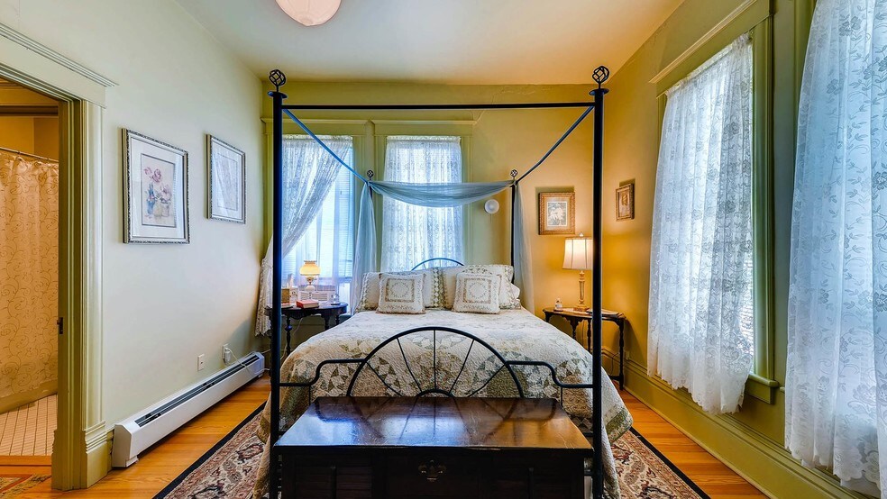 More Photos Of 1305 W 3rd St, Florence Hotel For Sale